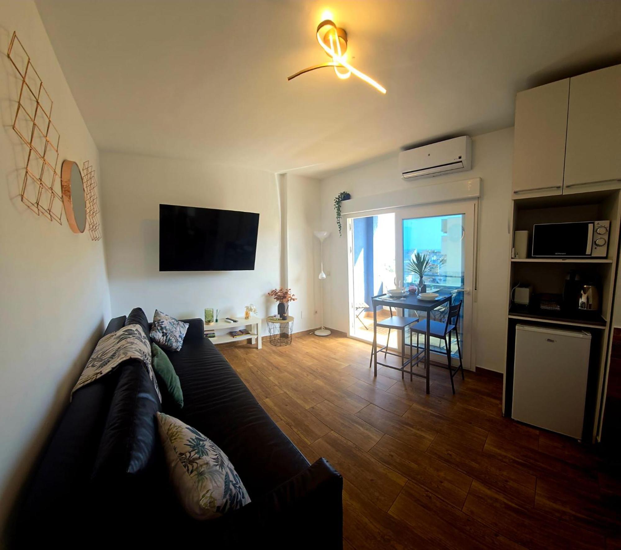 Bellevue Sea View Apartment By Namaste Elite Torremolinos Exteriör bild